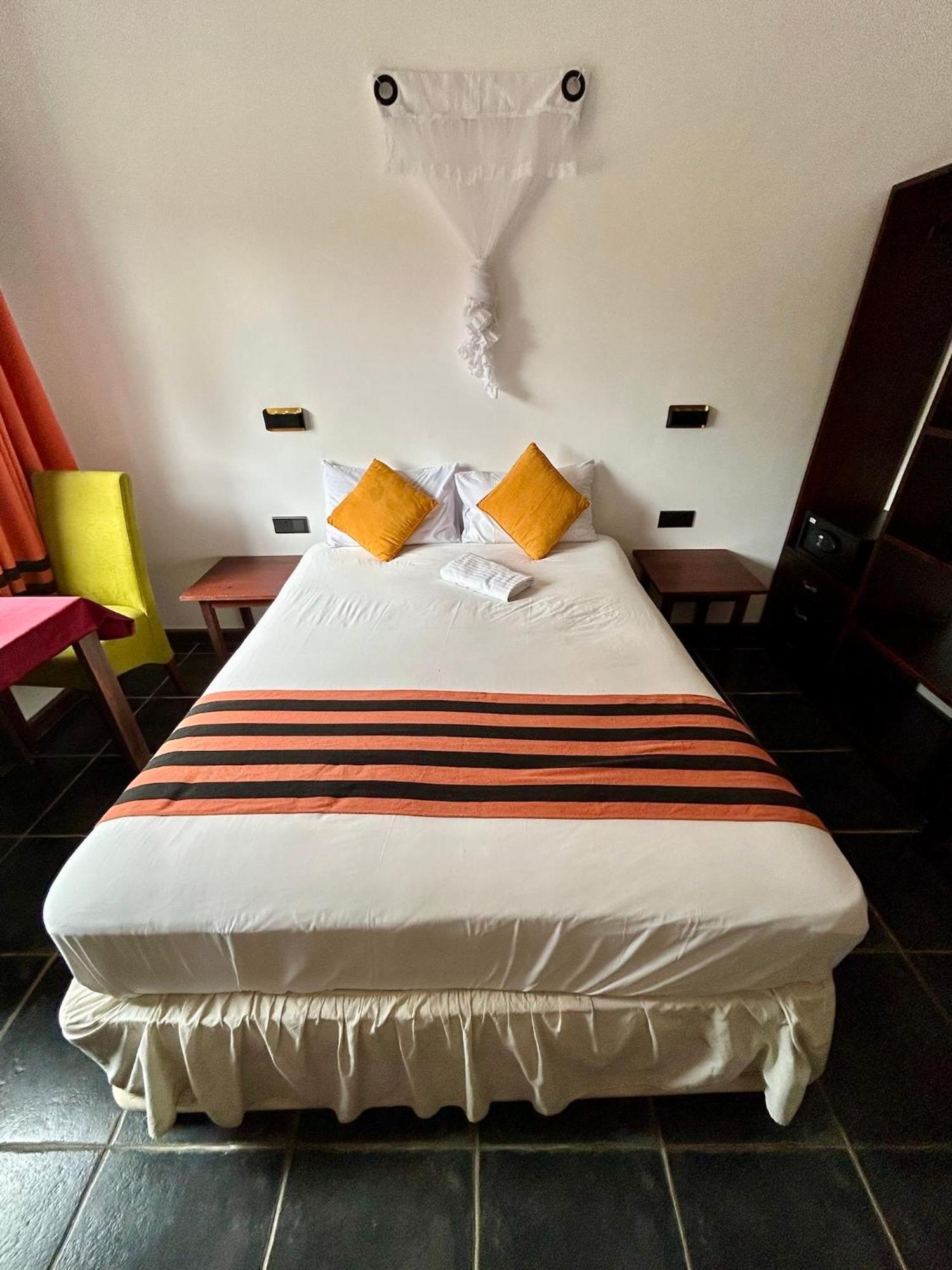 Reef Bungalow Hotel Pamunugama Экстерьер фото