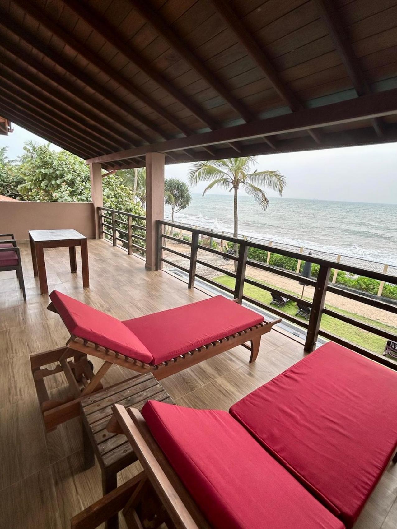 Reef Bungalow Hotel Pamunugama Экстерьер фото