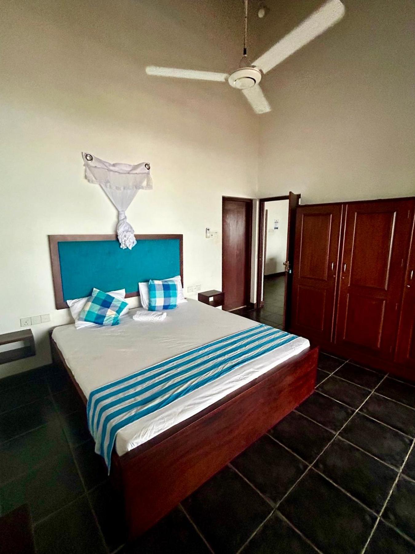 Reef Bungalow Hotel Pamunugama Экстерьер фото