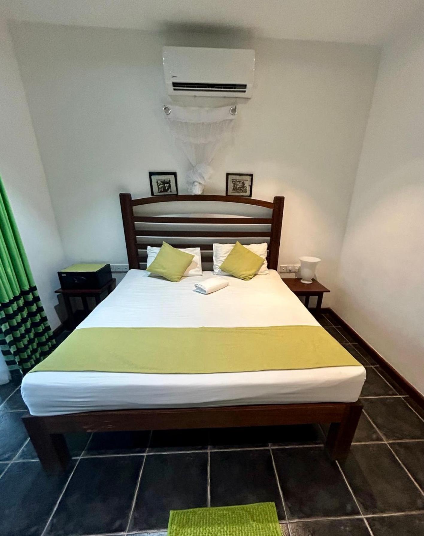 Reef Bungalow Hotel Pamunugama Экстерьер фото