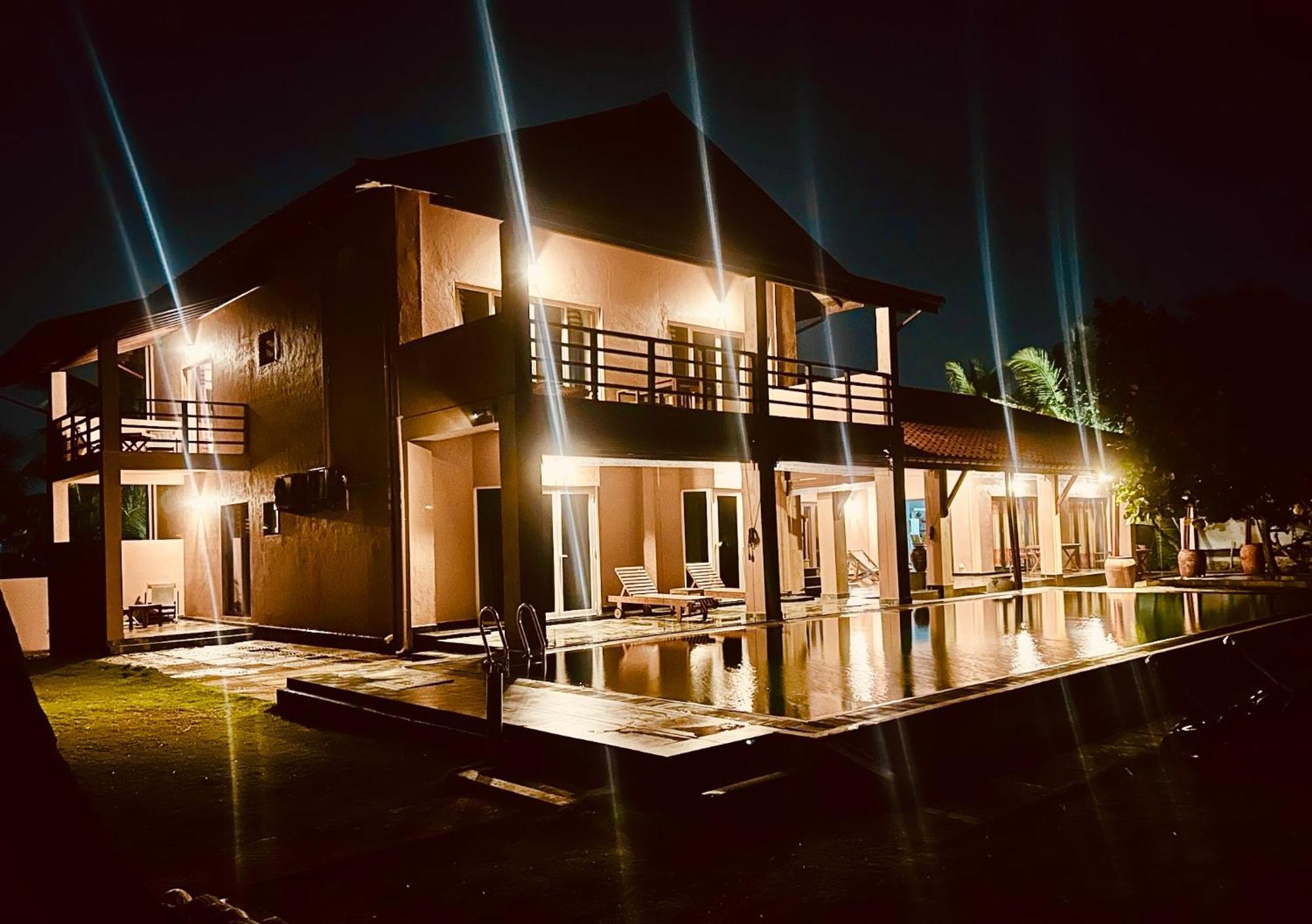 Reef Bungalow Hotel Pamunugama Экстерьер фото